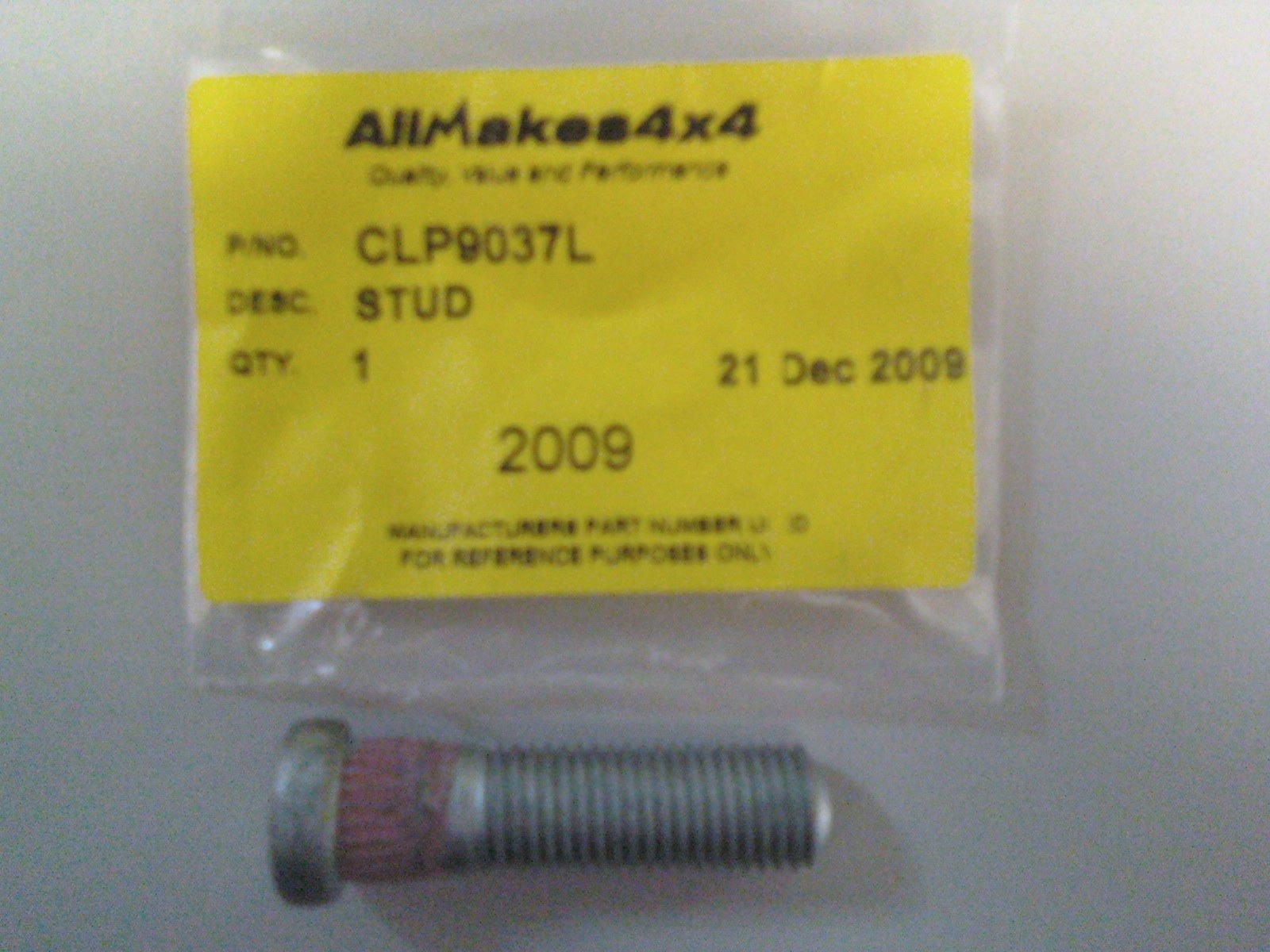 square-edged Freelander studs of late late batch of Freelander studs